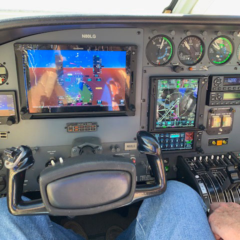 Cessna Golden Eagle 421C Cockpit